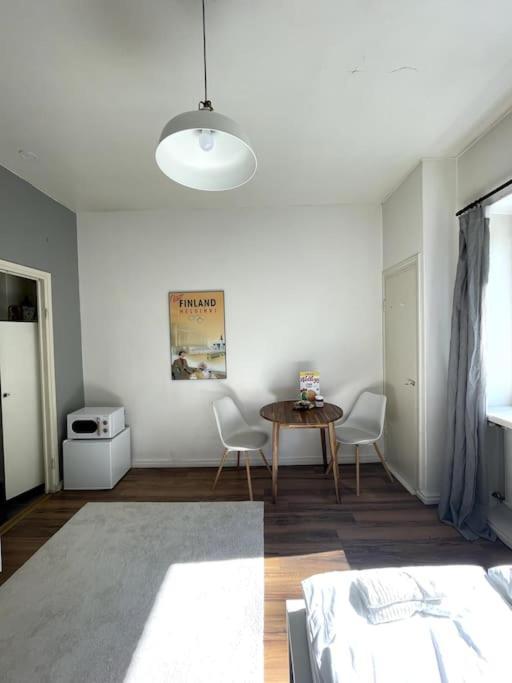 Apartamento Studio The Vibe / 25Min To Airpt & 5Min To Center Helsinki Exterior foto